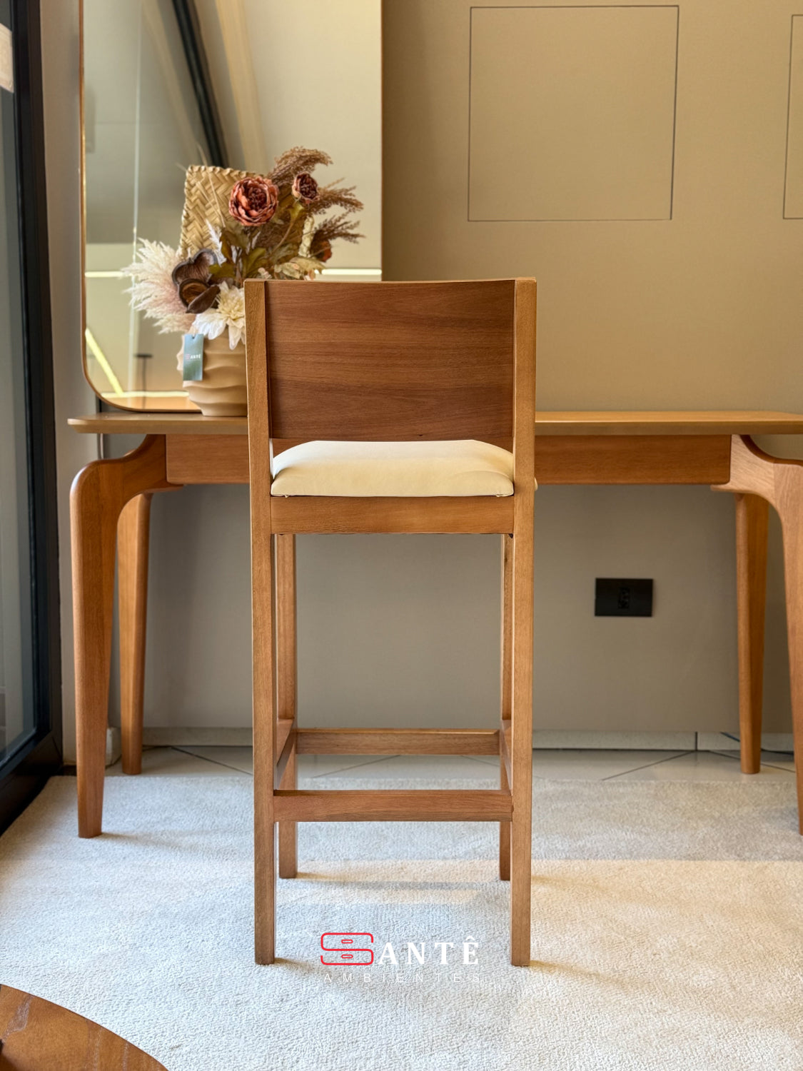 Banqueta R Erika Amendoa Rimac Santê Ambientes